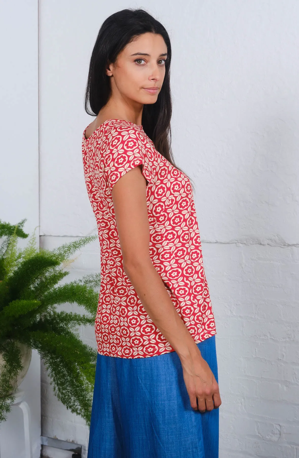 Queenie Top in 4 Leaf Print